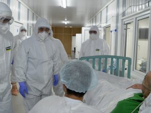 Kırgızistan’da Covid-19’a karşı önerilen bitkiden 2 kişi zehirlendi