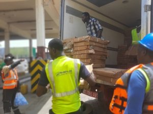Albayrak Grubu, Gine’yi Ramazan’da da unutmadı
