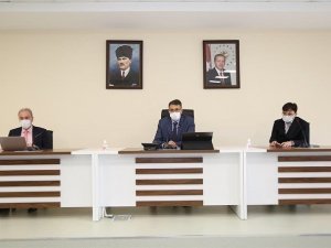 Vali Çelik: “Tedbirlerin yeknesaklığı ve bütünlüğü hepimizin sorumluluğu”