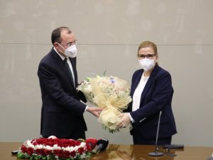 Ticaret Bakanlığında devir teslim töreni