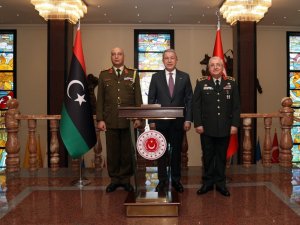 Milli Savunma Bakanı Hulusi Akar, Libya Genelkurmay Başkanı Orgeneral Mohamed Elhadad’ı kabul etti.