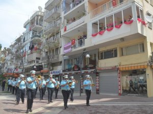 Kuşadası’nda 23 Nisan coşkusu pandemiye rağmen yaşanacak