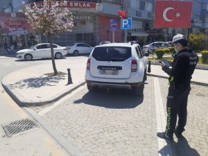 Dalaman’da engelli park yerlerini kullananlara ceza