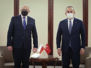Çavuşoğlu, Polonya Dışişleri Bakanı Rau ile görüştü