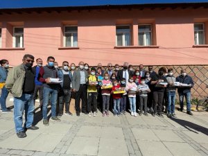 Başkan Soyer’den Bingöllü çocuklara 23 Nisan hediyesi