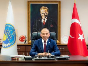 Başkan Çetin Akın İstiklal Marşı’nın 10 kıtasını okuyacak