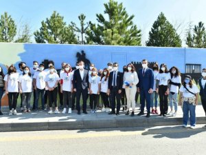 Ankara’nın duvarları 23 Nisan’da sanatla buluştu