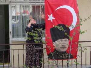Uşak’ta 23 Nisan coşkusu konvoyla sokağa taştı