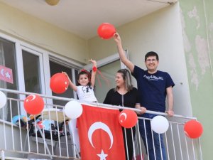Pamukkale’de 23 Nisan konvoyu 61 mahallede çocukların bayram sevincine ortak oldu