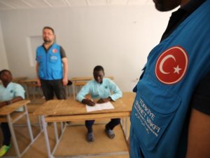TDV, ülkelerinin makus kaderini değiştirecek gençler yetiştiriyor