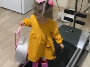 THY Genel Müdürü Bilal Ekşi’den minik Asya’ya sevindiren jest