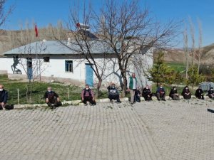 İstanbul’dan kaçıp sığındıkları köylerine Covid-19’u sokmadılar