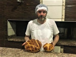 Ramazan ayının vazgeçilmezi ’Tatlı maya’ sofraları şenlendirdi