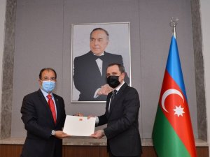Azerbaycan’a atanan Büyükelçi Bağcı, güven mektubunu Bakan Bayramov’a sundu