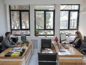 DEÜ’den öğrencilerine mentör desteği