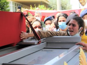 İzmirli şehide acı dolu veda