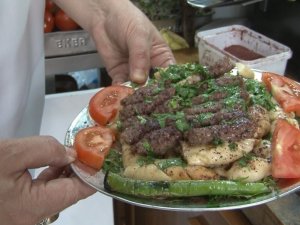 Asırlık lezzet Manisa kebabı