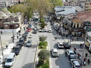 Üsküdar’da tam kapanma öncesi alışveriş yoğunluğu