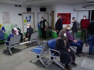 İftar sonrası aşı yoğunluğu