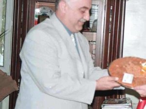 Eski belediye başkan yardımcısı koronadan öldü