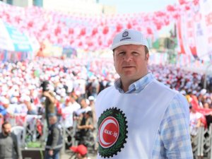 Öz İplik İş Sendikası Genel Başkanı Ay: "1 Mayıs Emek ve Dayanışma Günü’nü dijital ortamda kutlayacağız”