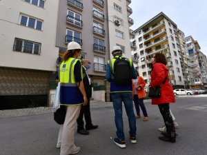 İzmir’de 100 mühendis yapı stoku envanteri için sahada