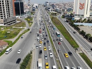 Tam kapanma öncesi İstanbul’dan Anadolu’ya göç havadan görüntülendi