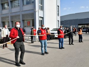 Çiğli Belediyesi çalışanları 1 Mayıs’ı erken kutladı