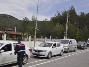 17 günlük kapanma öncesi Marmaris’te kontroller devam ediyor