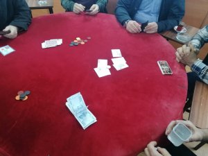 Kartal’da kumar oynayan şahıslara baskın