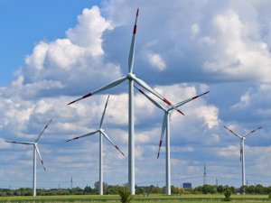 12,6 milyon konutun elektrik ihtiyacı yenilenebilir enerjiden