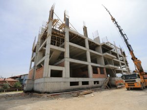 Toplam maliyeti 9,5 milyon TL olan okulda çalışmalar devam ediyor