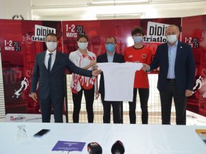 Didim Triatlon yarışları 22-23 Mayıs’a ertelendi