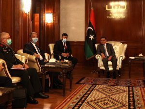 Bakan Akar, Libya Başbakanı Dibeybe ile bir araya geldi
