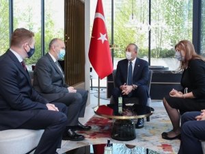 Bakan Çavuşoğlu, İslam Toplumu (Meşihat) Başkanı Müftü Grabus’u kabul etti