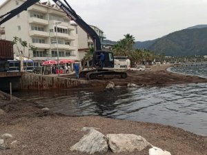 Marmaris Ketenci Deresi’nden 945 ton atık çıkarıldı