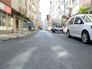 Sarıgöl Caddesi’nde yol düzenleme çalışmaları tamamlandı