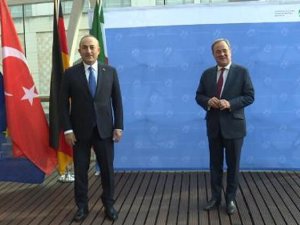 Dışişleri Bakanı Çavuşoğlu, Hristiyan Demokrat Parti Genel Başkanı Laschet ile görüştü