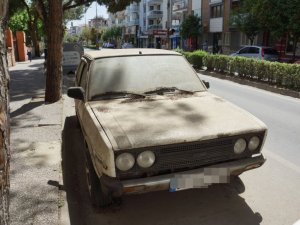 Seksenlerin lüks aracı, zamana direniyor