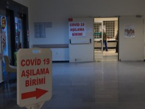 Aşı programında öncelikli gruba dahil edilen muhtarlarda aşı heyecanı