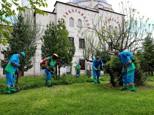 Başakşehir’de camilerde bayram hazırlığı başladı