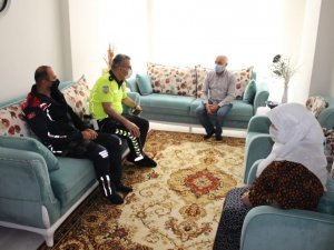 Polis ve jandarmadan anlamlı ziyaret