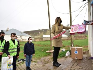 Tuzla’dan Van’a ‘Gönül Elleri” uzandı