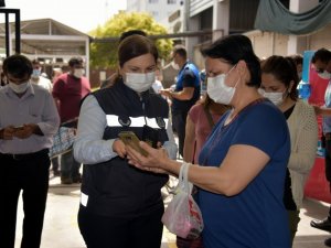 Aliağa pazaryerlerinde Covid-19 denetimi