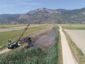 Tarım arazilerini taşkınlardan korumak için çalışmalar sürüyor