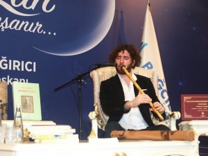 Yazar Mengüç, mutluluğun formülünü anlattı