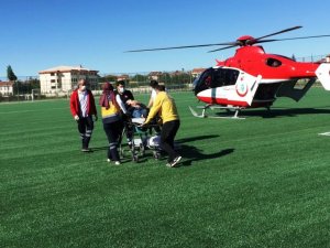 Kalp krizi geçiren hastaya hava ambulansı