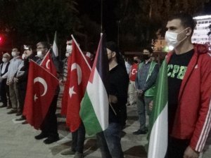 Denizli’de 100 kişilik grup Mescid-i Aksa saldırılarını kınadı