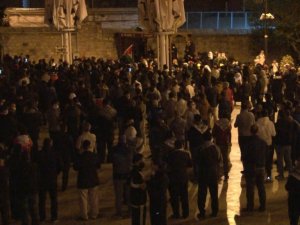 Fatih Camii’nde Kudüs’e destek mitingi