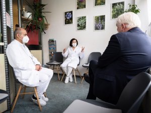 Almanya Cumhurbaşkanı Steinmeier: "Aşılama sosyal bir sorun haline gelmemeli"